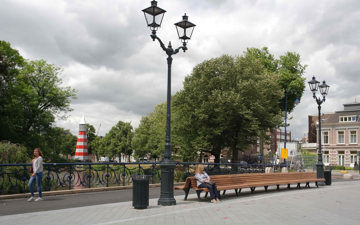 Willemstraat Breda - brug Nassaupark.jpg